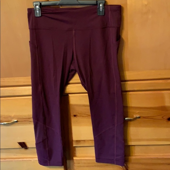 Lululemon Pace Rival RETIRED STYLE Cropped Leggings size 10 - Picture 3 of 13